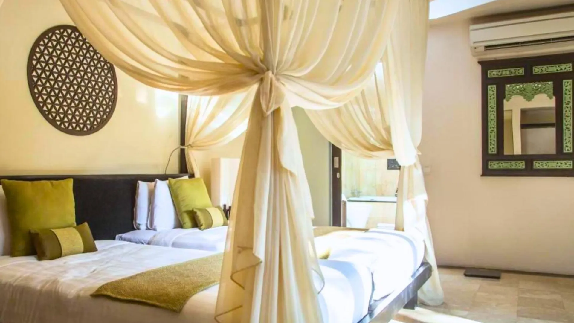 Dilana 2 Bedroom Bamboo Villas Ju66 Seminyak