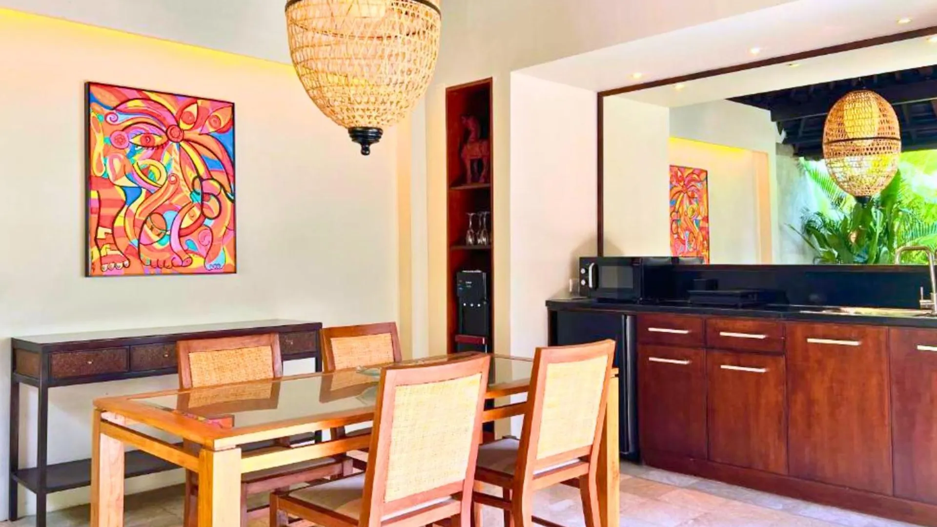 Dilana 2 Bedroom Bamboo Villas Ju66 Seminyak Indonézia